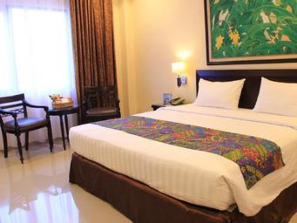 Narita Classic Hotel Surabaya Eksteriør bilde
